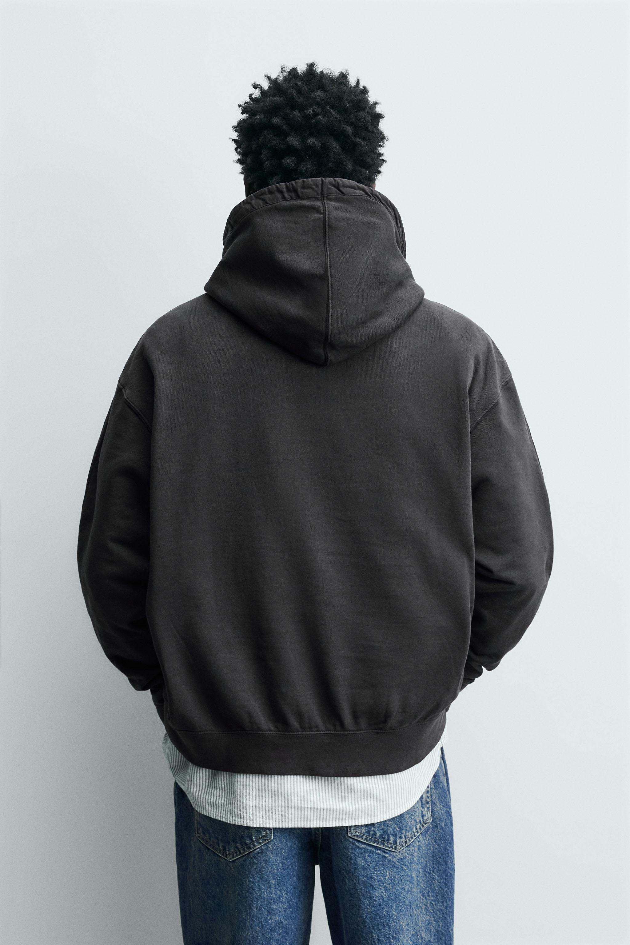 TOGGLE HOODIE SWEATSHIRT